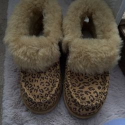 Slippers