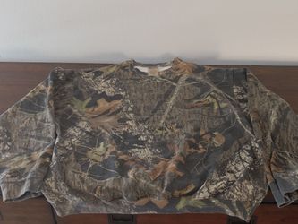 Camo sweat shirt