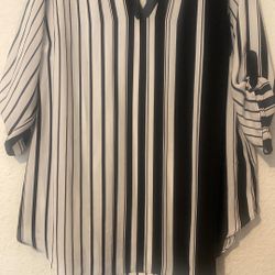 Striped blouse 🖤