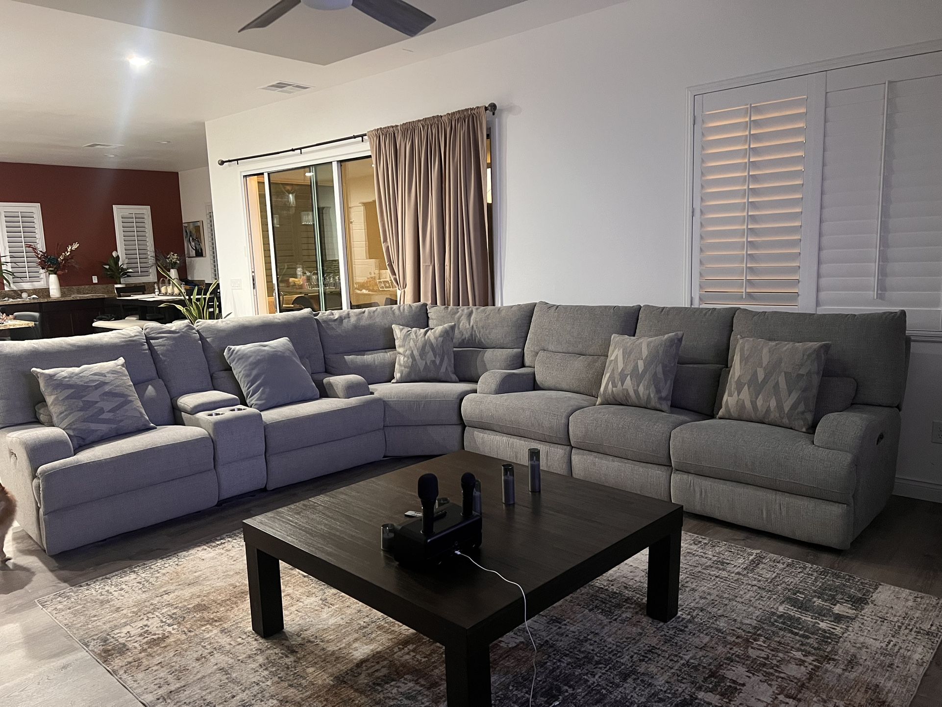 Power Reclining Sectional Sofa - Like New
