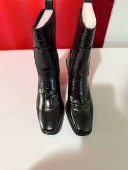 STYLE:HH-CHARLOTTE SIZE: US 6 / EU 36.5 / UK 4.5 UPPER MATERIAL: VEGAN LEATHER SOLE MATERIAL