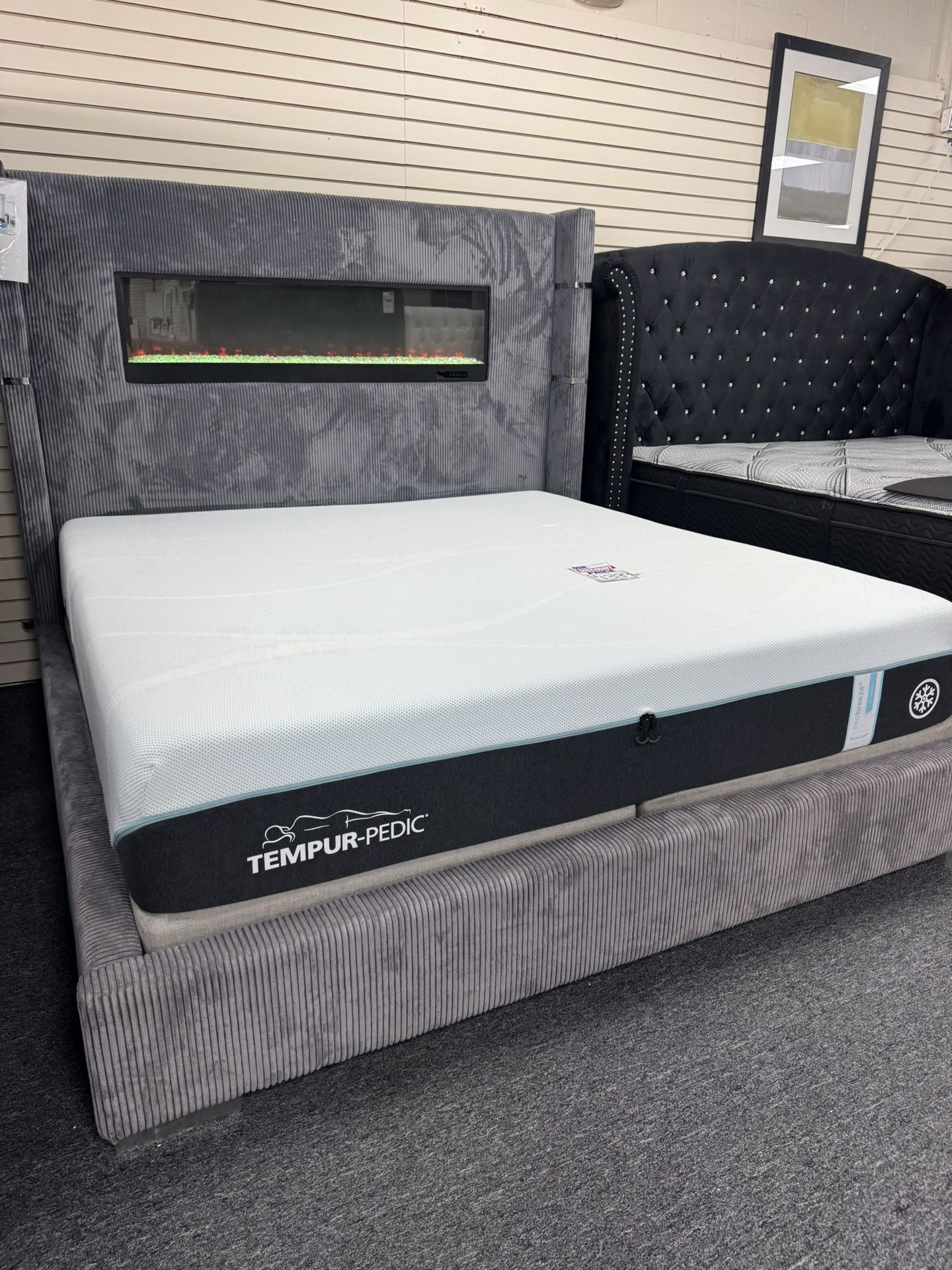 King Size Bedframe. 🚚WE DELIVER🚚