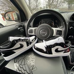 **SOLD** JORDAN 1 LOW CONCORD SIZE 9.5 WOMEN