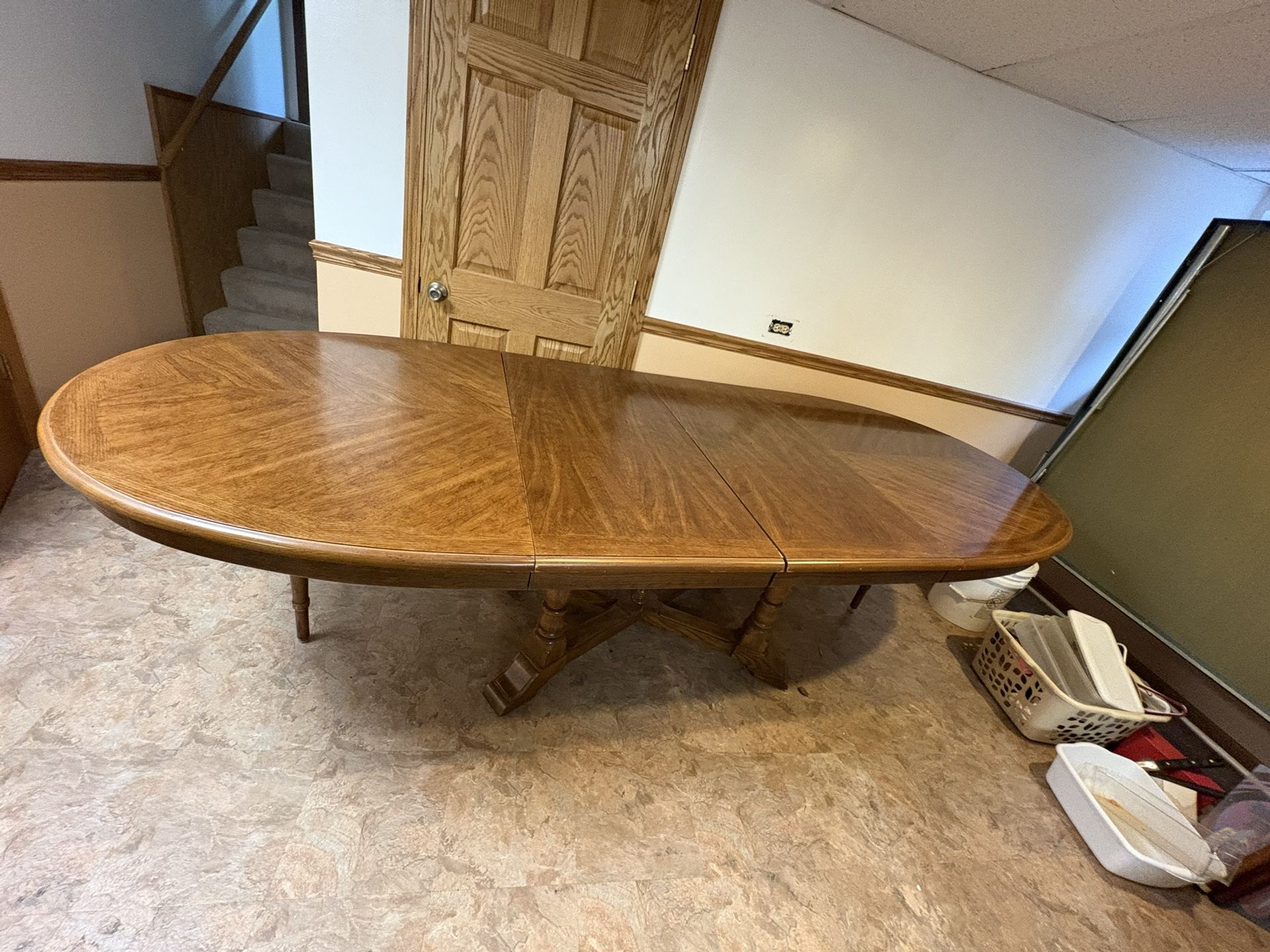 Kitchen Table With 8 Chairs