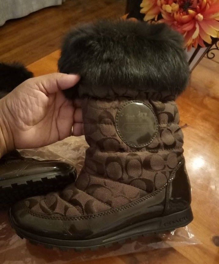 Coach Boots,Winter Boots, Snow Boots Size 6.5 B