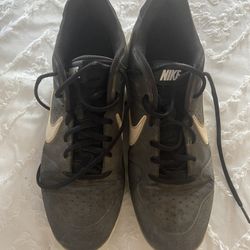 Mens NIKE Metal Cleats Size 11