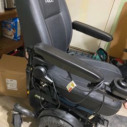 Pride Mobility Jazzy EVO 614HD Power Wheelchair, Heavy-Duty (450lbs),
