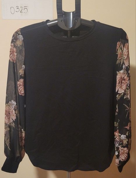 Shein Black Floral Sleeve Top - Size M (0325)