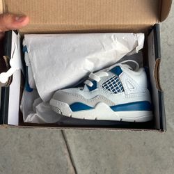 Jordan 4 Retro