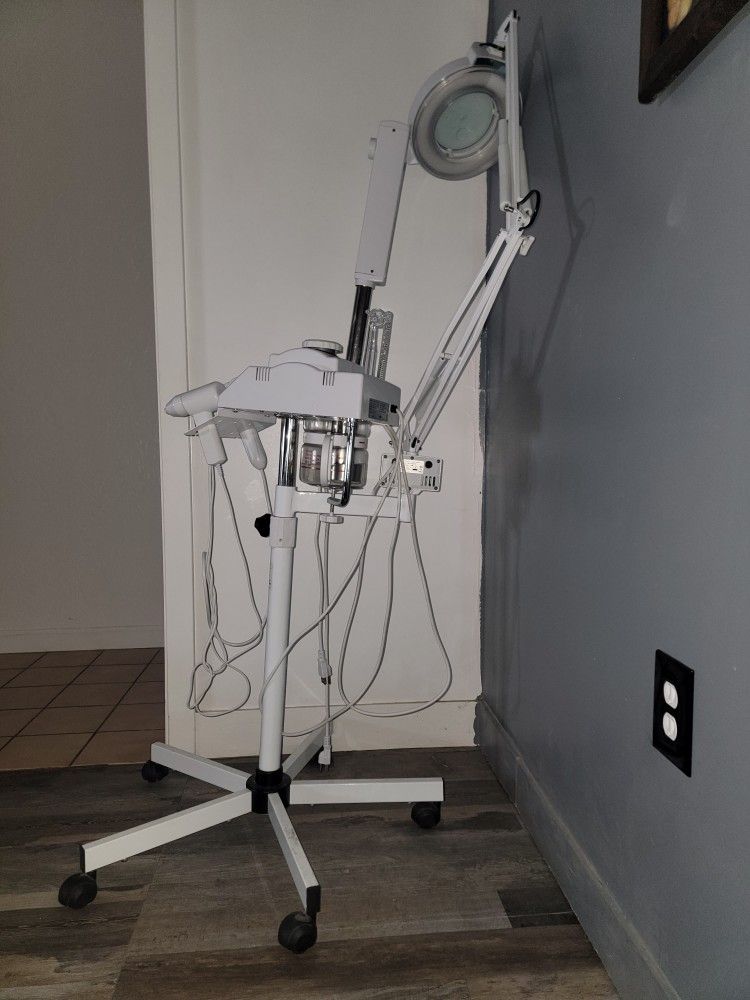 Multifunction Machine For Facials