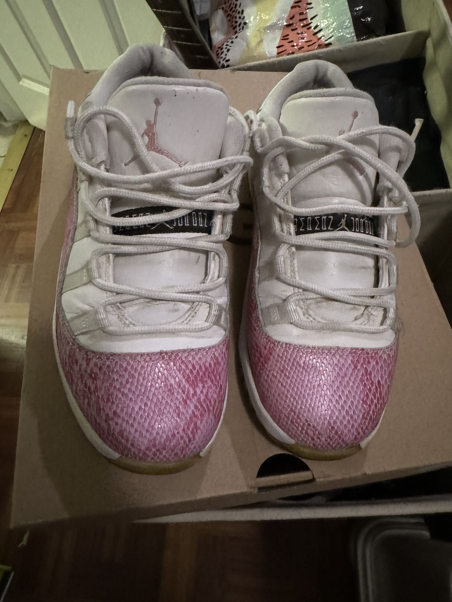 Air Jordan 11 Retro Low