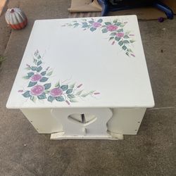 Vintage Girls Coffe Table  With Storage 