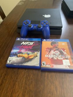 Ps4 slim 1tb with one controller and 2 games