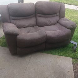 Free Recliner Love Seat That Rocks