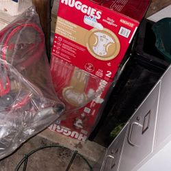 Huggies Pampers size 2 (3 AVAILABLE)
