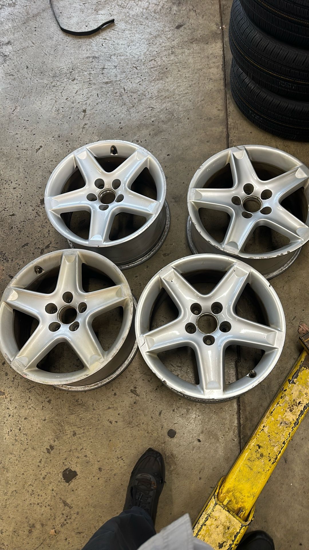 four Acura Rims 17 Inch