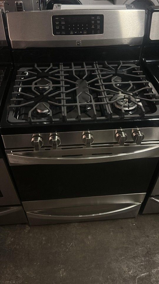 Kenmore Gas Stove W/ Convention Oven