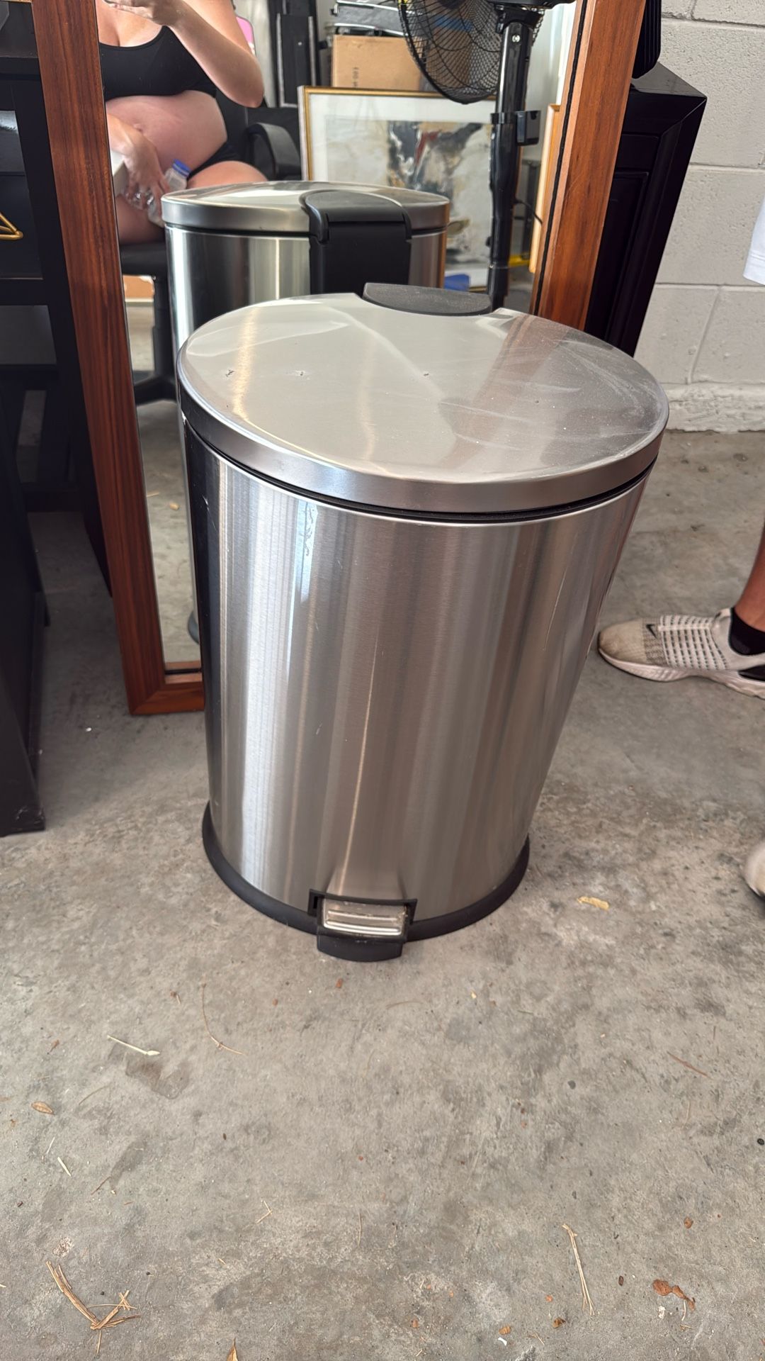 Stainless Steel 13 Gallon Trash Can