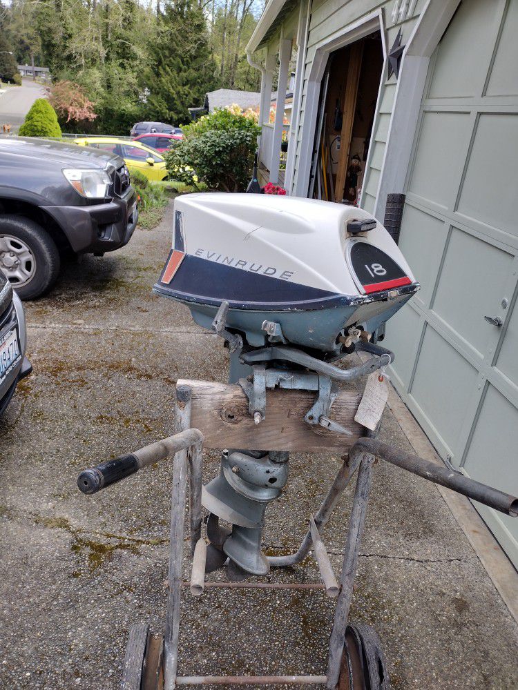 Vintage 1963 18 H.P. Evinrude Fastwin Outboard Motor