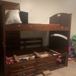 Wooden Bunk Bed 