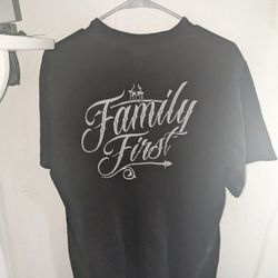 2 Shirts