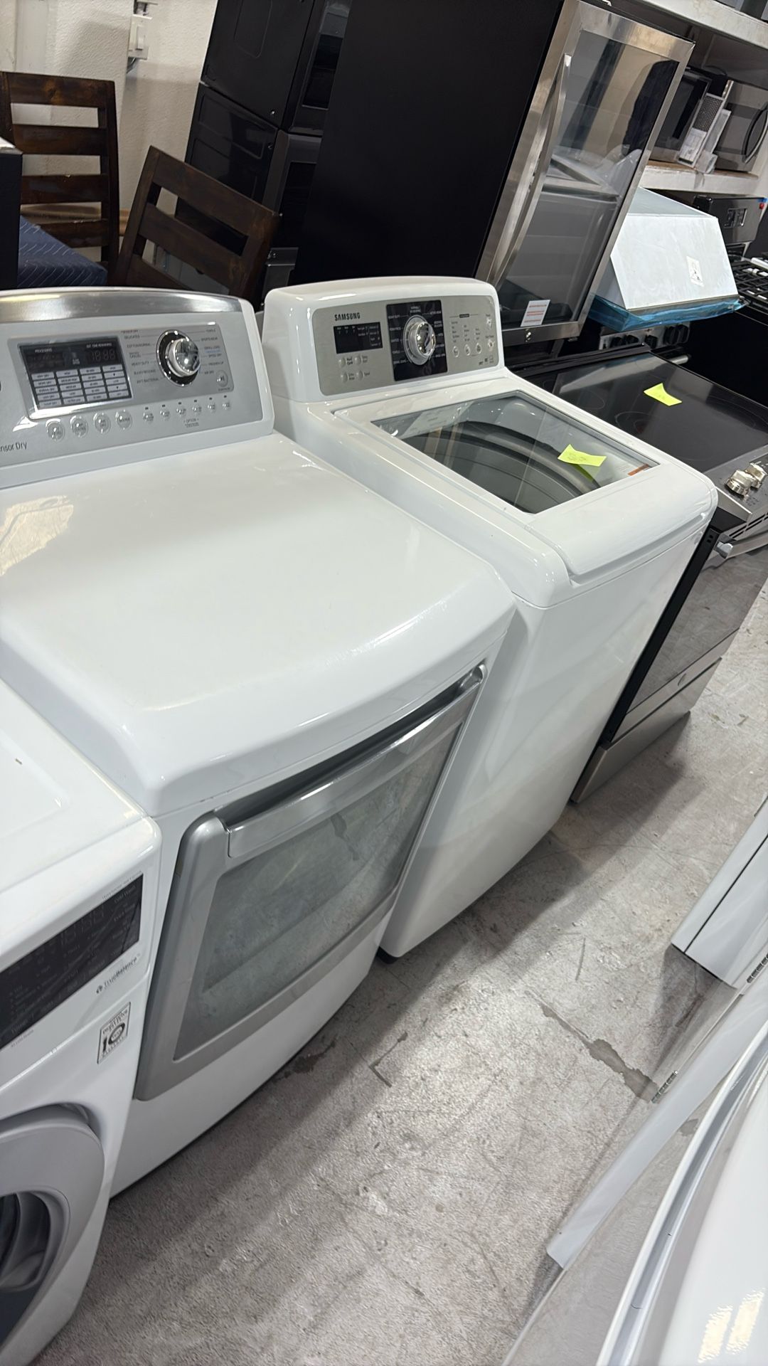 Top Load Washer And Gas Dryer Set