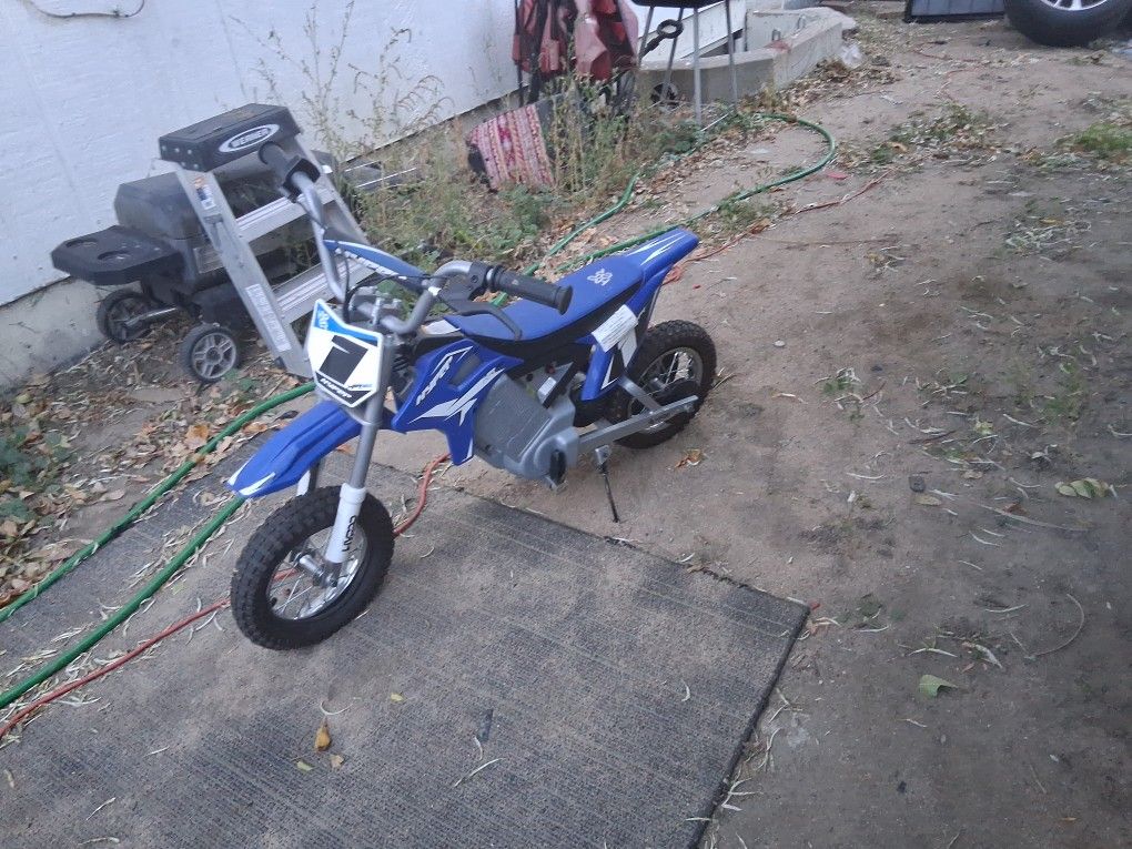 Razer dirt Bike