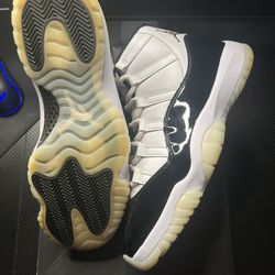 Jordan 11 Gratitude Size 11 Used