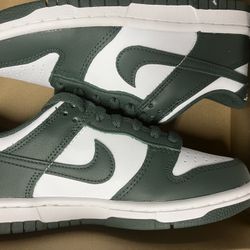 Kids Nike Dunks 