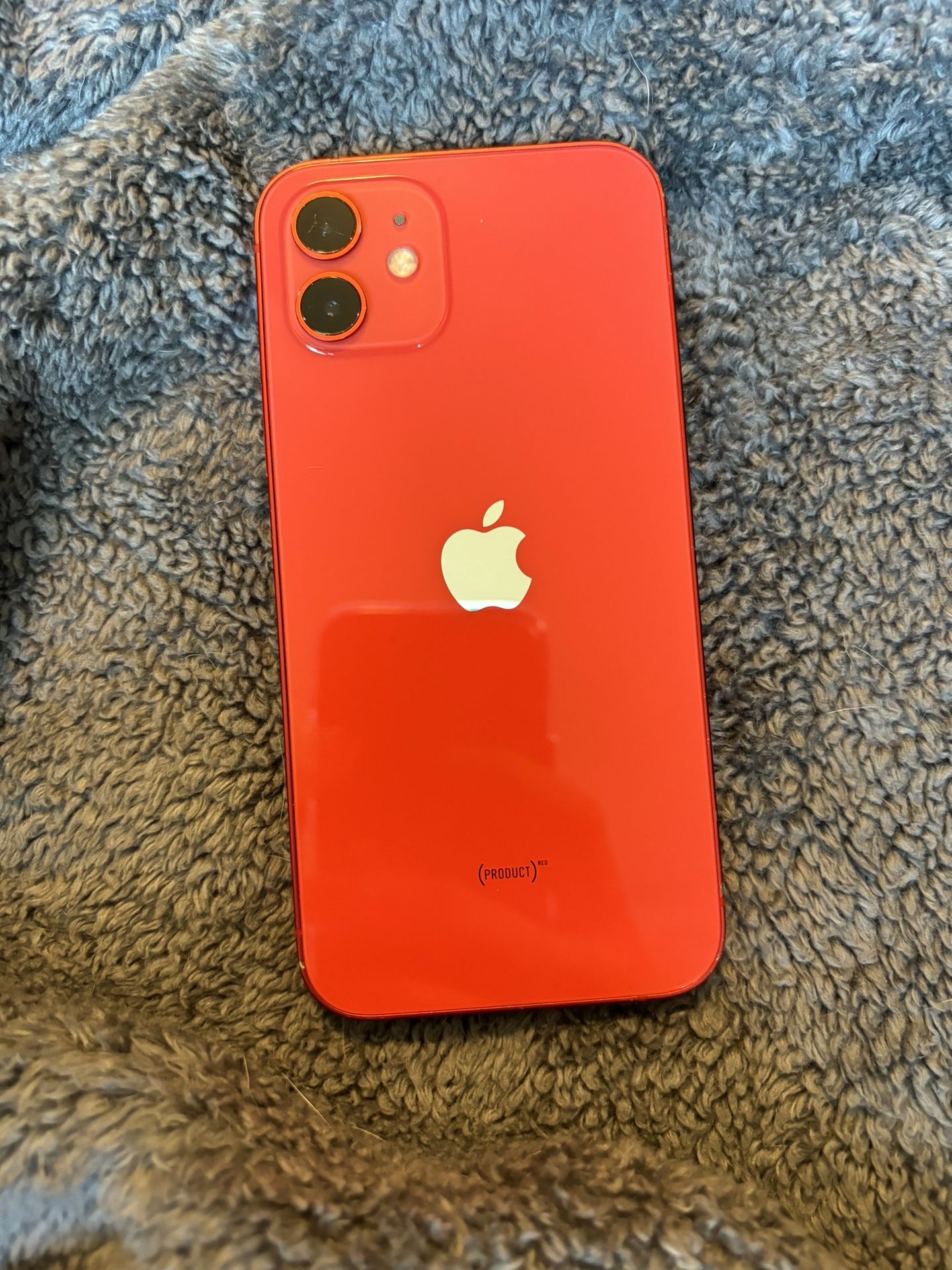 iPhone 12 Red
