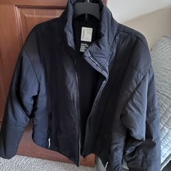 Vuori Women’s Jacket Size L