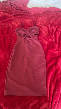 Fashion Nova burgundy dress