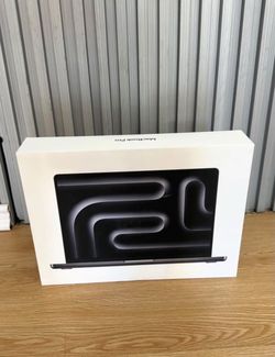 Apple MacBook Pro M5 Max 2026 Brand New