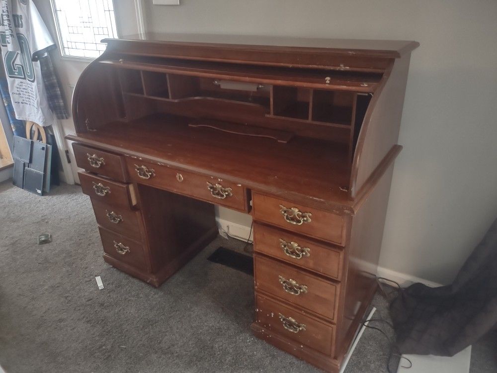 Roll Top Desk