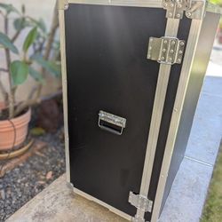 Road Cases/Shipping Trunks