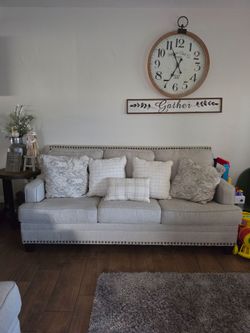 Sofa and loveseat set