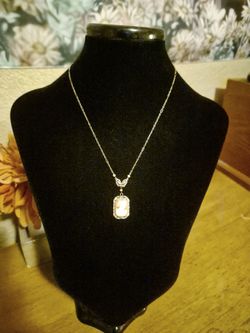 Vintage 14k White Gold Cameo Necklace/Circa 1930's