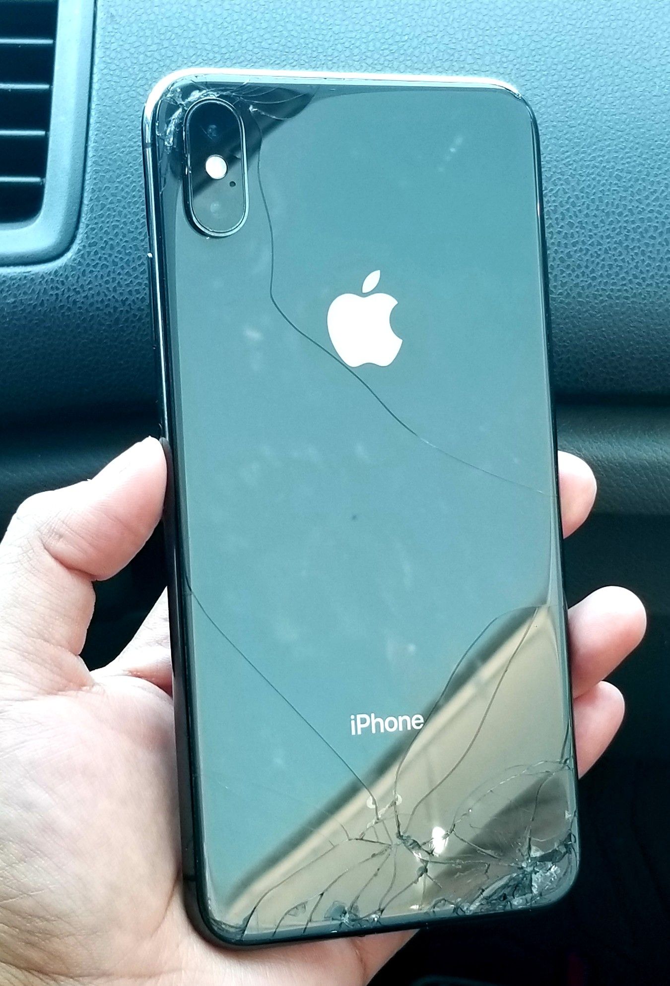 iPhone xs max blacklisted