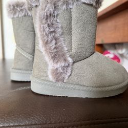New! Baby/Toddler Girl Warm Boots!