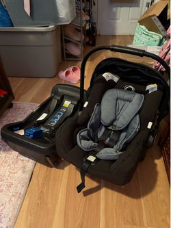 Bugaboo Nuna Turtle with Base