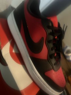 Nike shoes size 7 Y