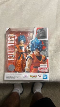 S.H. Figuarts Son Goku Super Saiyan God Figure