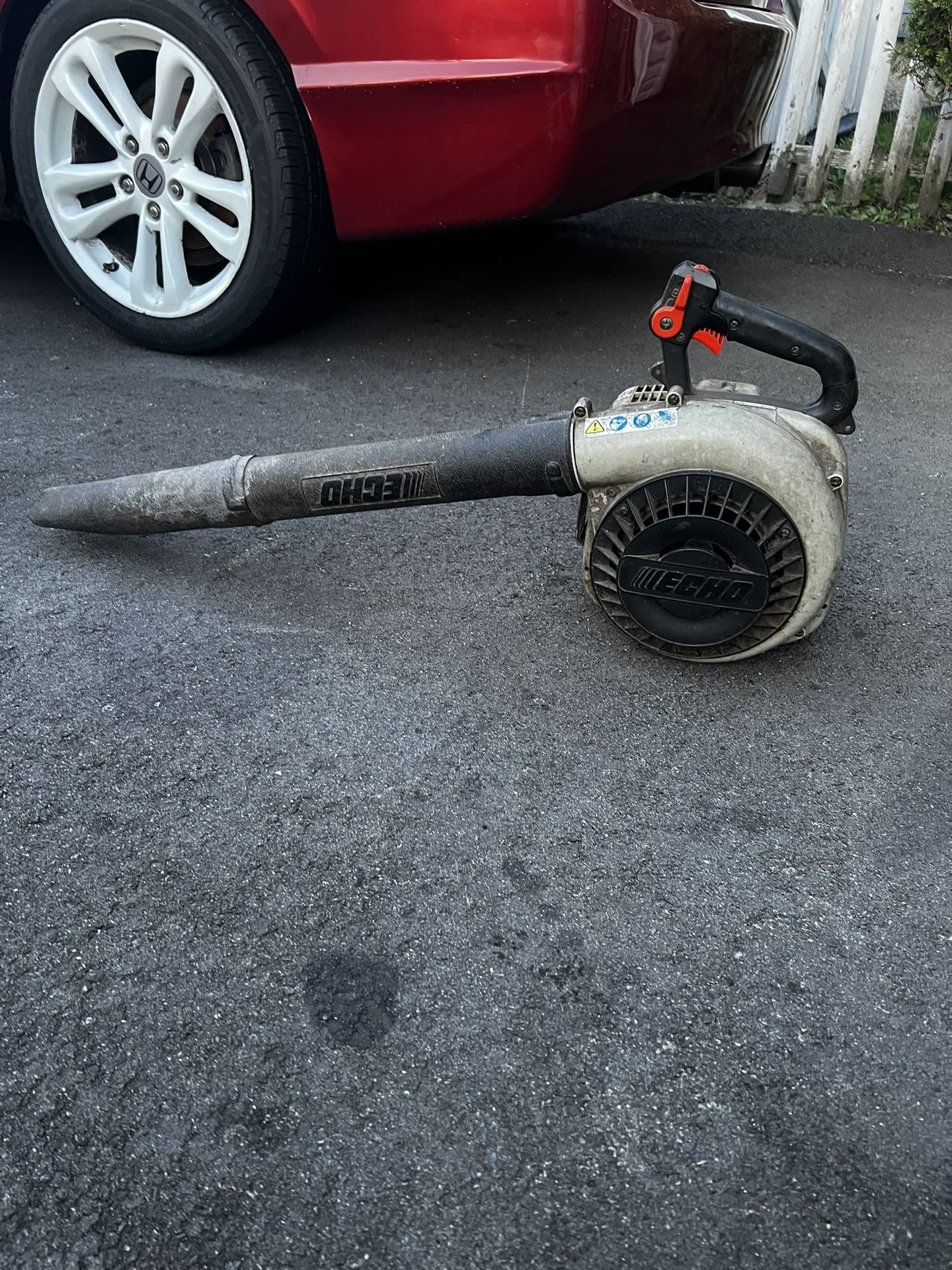 Leaf Blower