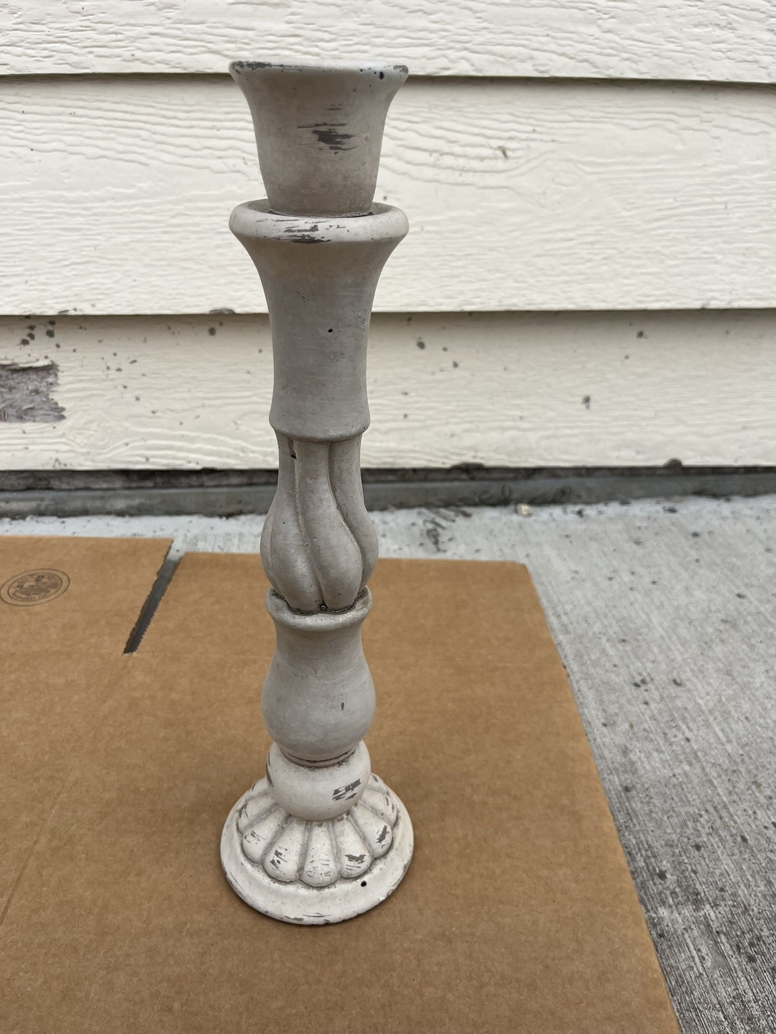 Pillar Candle Holder