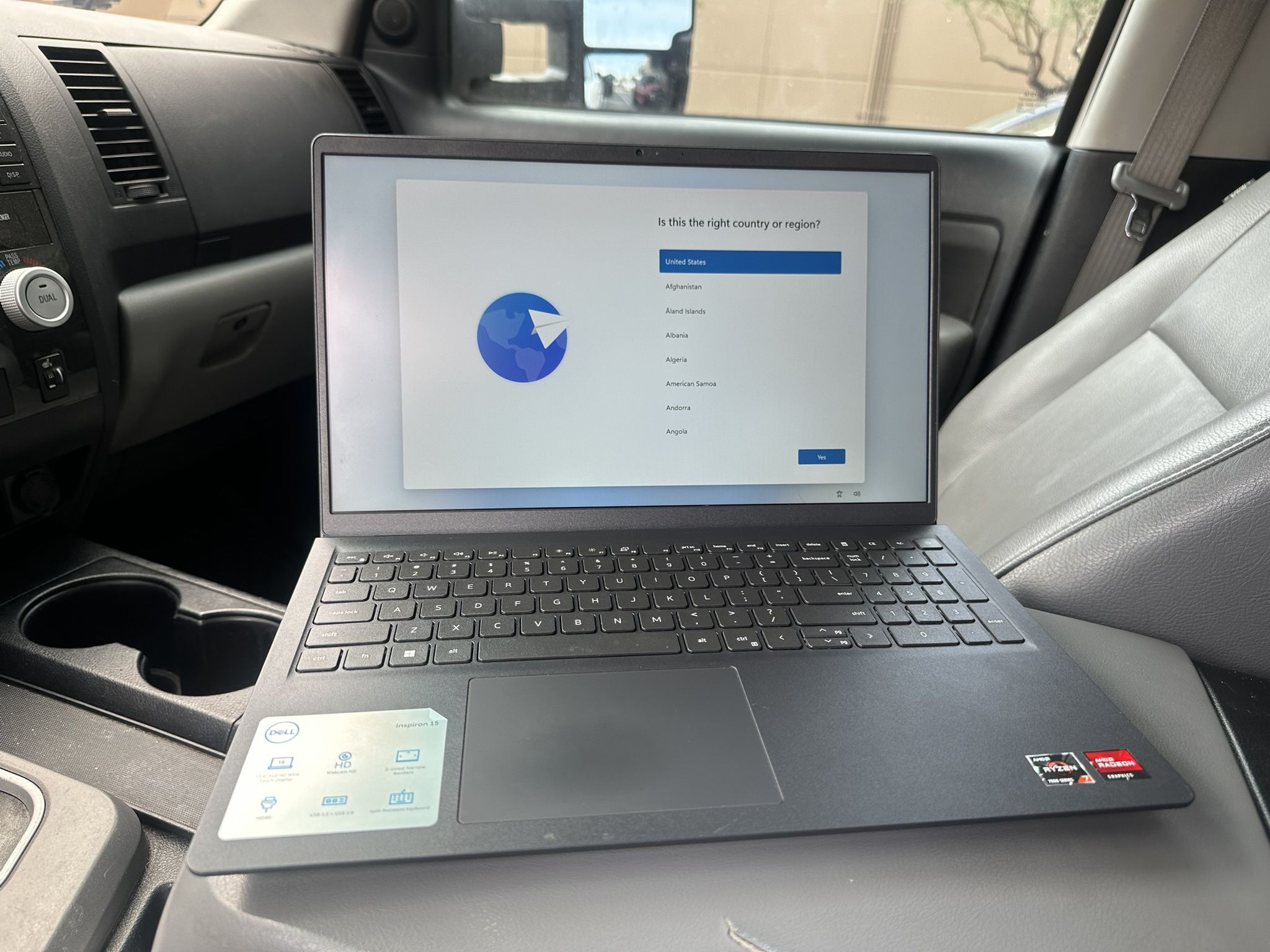 Dell Inspiron 15