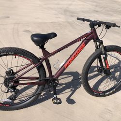 Mongoose ardor 27.5” mountain bike.