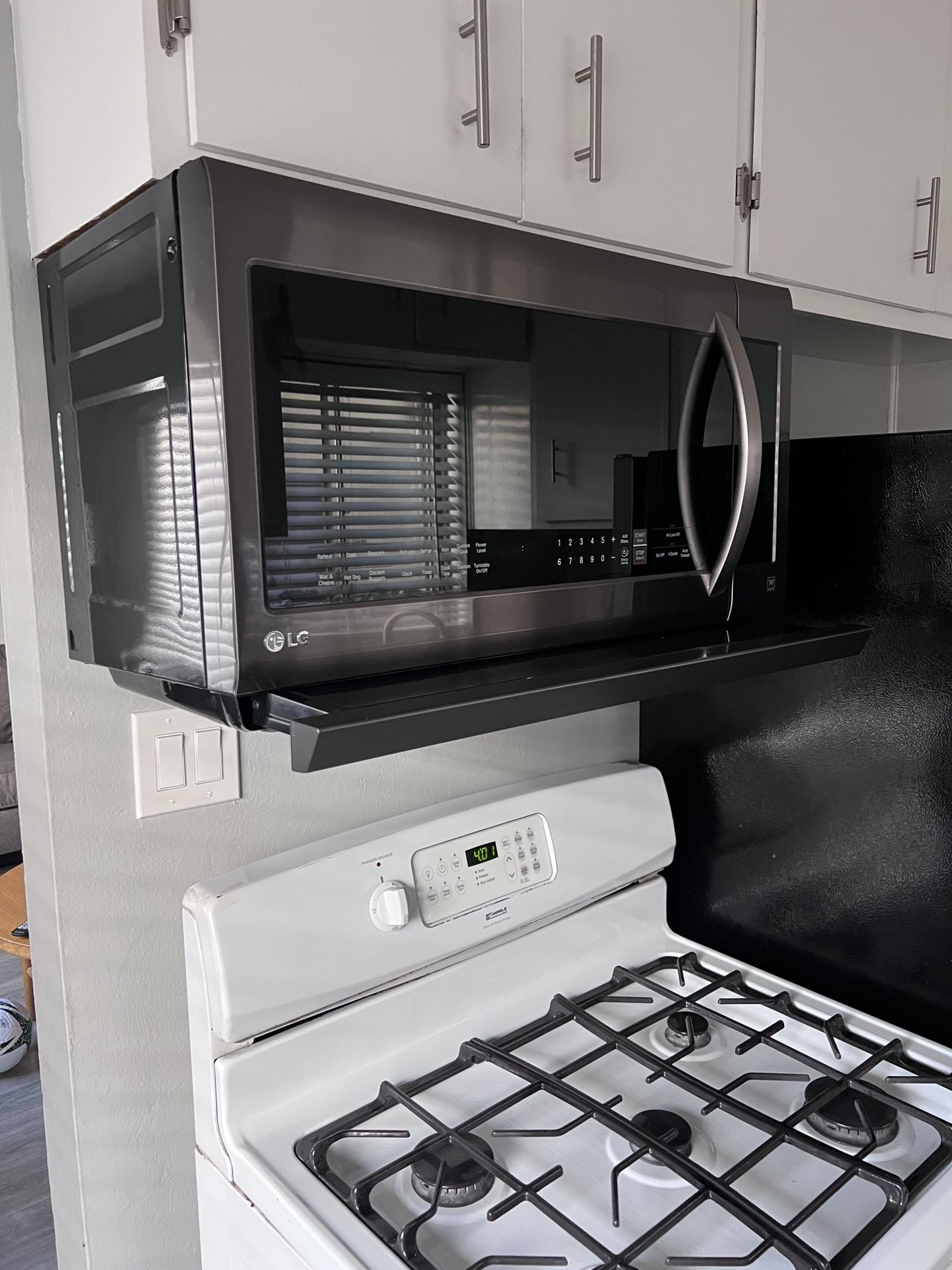 LG Black Stainless Steel Series 2.2 cu.ft. Over-the-Range Microwave Oven