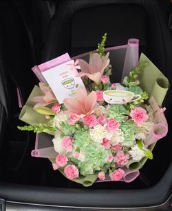 Matcha theme bouquet