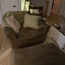 Coach, Oversized Chair W/ottoman