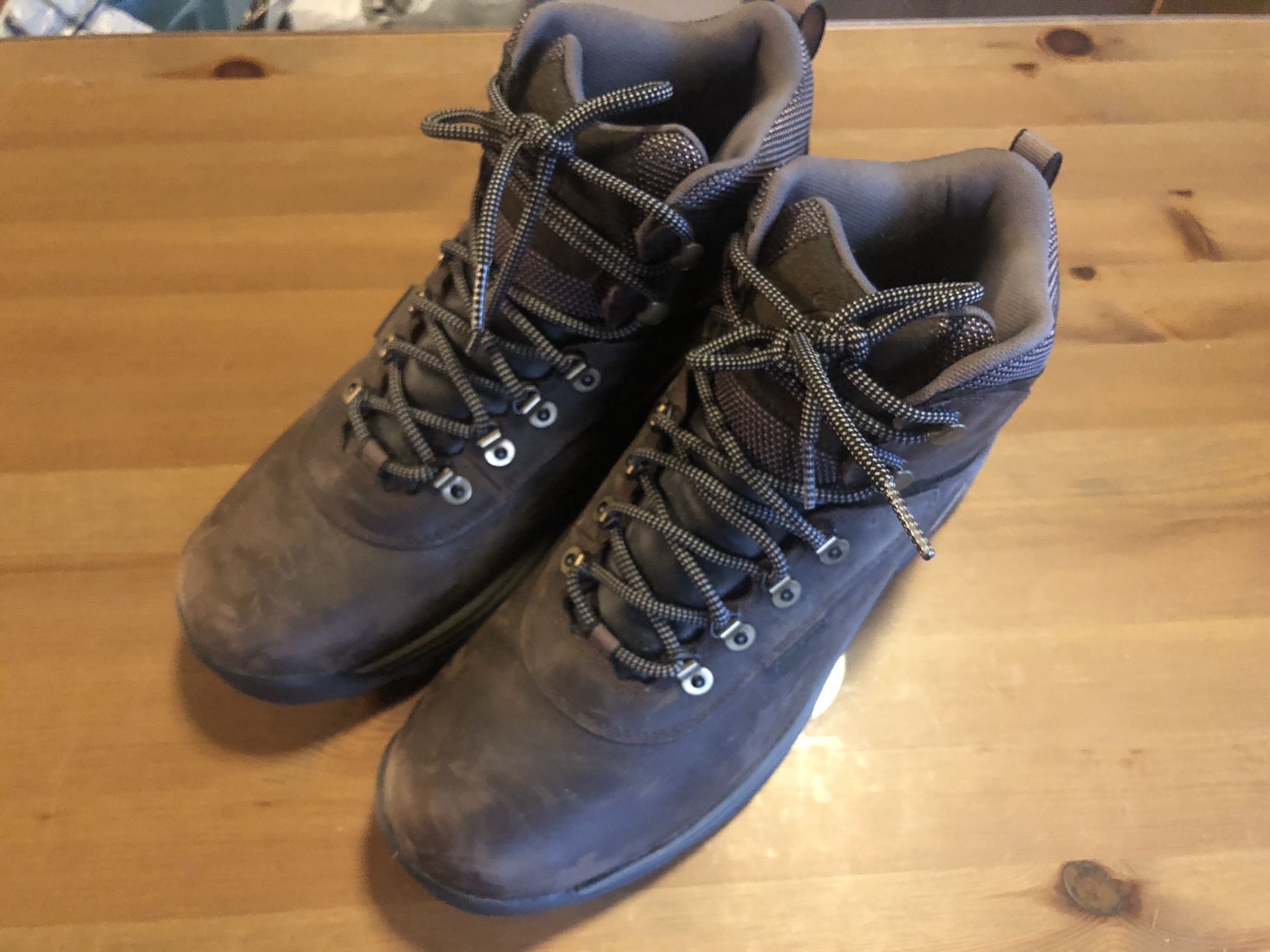 Timberland work boots NEW